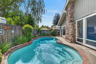 2 Dumfries Ct, Sacramento, CA 95831 - Photo 59