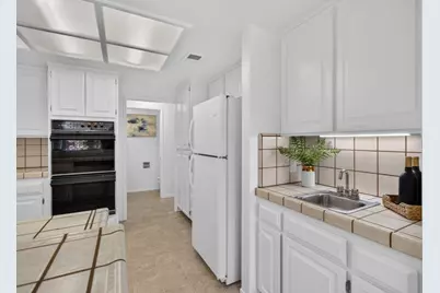 2 Dumfries Court, Sacramento, CA 95831 - Photo 79
