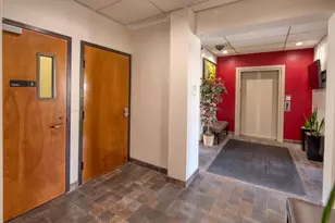 5025 J St, Sacramento, CA 95819 - Photo 23