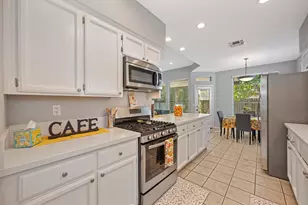 150 Elkins Cir, Folsom, CA 95630 - Photo 9