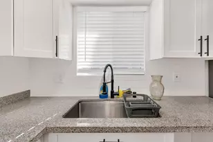 8778 Almond St, Dos Palos, CA 93620 - Photo 9