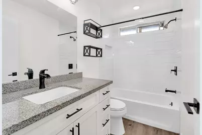 8778 Almond St, Dos Palos, CA 93620 - Photo 11