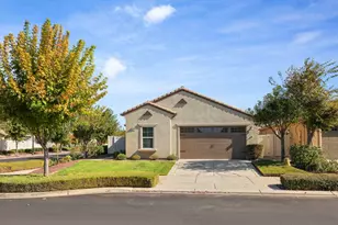 1395 Chestnut Hill Dr, Manteca, CA 95336 - Photo 1