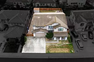 6824 Castro Verde Way, Elk Grove, CA 95757 - Photo 47
