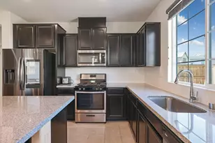 2891 Reyva Dhillon Ln, Tracy, CA 95377 - Photo 15
