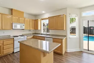 805 Atwell Cir, Woodland, CA 95776 - Photo 7