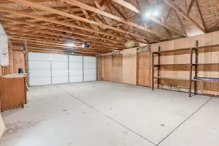 1560 W 23rd St, Merced, CA 95340 - Photo 15