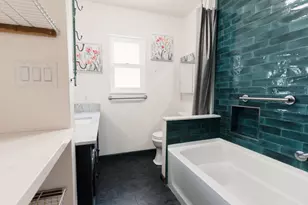 1560 W 23rd St, Merced, CA 95340 - Photo 9