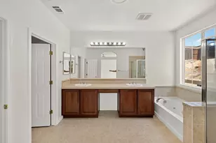212 Coastal Ln, Waterford, CA 95386 - Photo 31