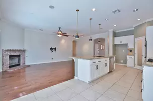 9404 Lyndley Plaza Way, Elk Grove, CA 95624 - Photo 13