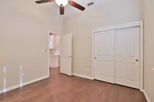9404 Lyndley Plaza Way, Elk Grove, CA 95624 - Photo 27