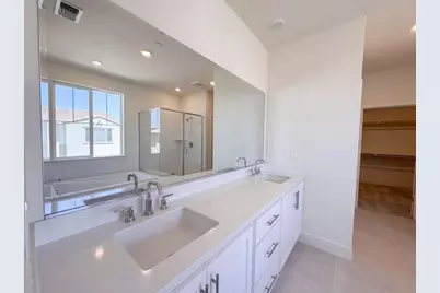 5699 Kusnick Avenue, Tracy, CA 95377 - Photo 37