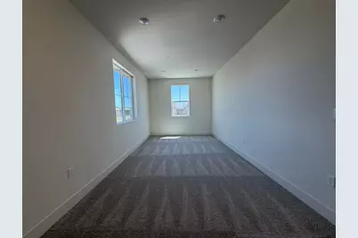 5699 Kusnick Avenue, Tracy, CA 95377 - Photo 25