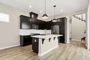 110 Fonseca St, Sacramento, CA 95816 - Photo 11