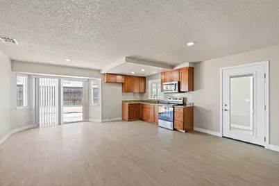 7653 Skiros Way, Sacramento, CA 95823 - Photo 11