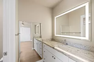 7653 Skiros Way, Sacramento, CA 95823 - Photo 27