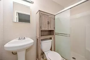 8287 Newfield Cir, Sacramento, CA 95828 - Photo 25