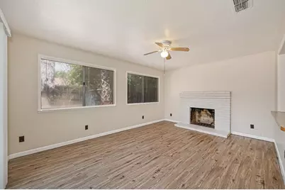 8287 Newfield Circle, Sacramento, CA 95828 - Photo 13