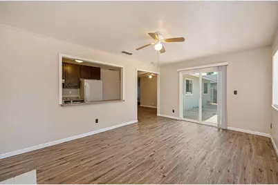 8287 Newfield Circle, Sacramento, CA 95828 - Photo 15