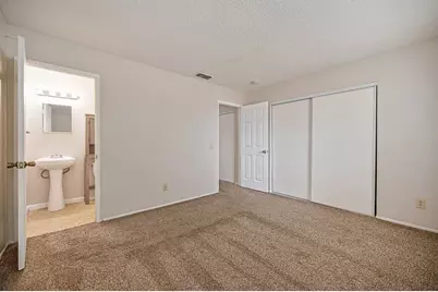 8287 Newfield Circle, Sacramento, CA 95828 - Photo 23