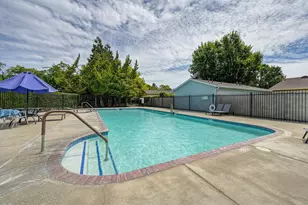 7309 Sunleaf Ln, Sacramento, CA 95828 - Photo 29