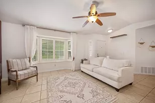 7309 Sunleaf Ln, Sacramento, CA 95828 - Photo 9
