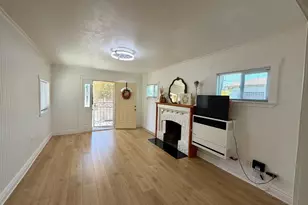 1049 104th Ave, Oakland, CA 95355 - Photo 5