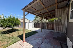 1049 104th Ave, Oakland, CA 95355 - Photo 47