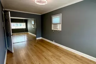 1049 104th Ave, Oakland, CA 95355 - Photo 35