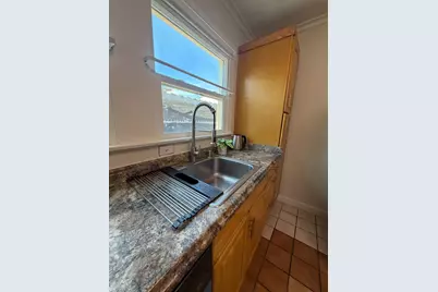 1049 104th Avenue, Oakland, CA 95355 - Photo 17
