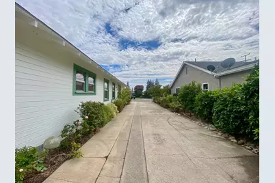 242 Laurel Avenue, Oakdale, CA 95361 - Photo 13