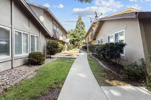 8605 La Riviera Dr, Sacramento, CA 95826 - Photo 23