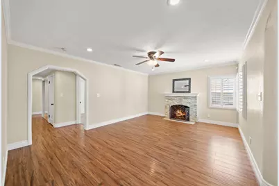 3926 12th Avenue, Sacramento, CA 95817 - Photo 5