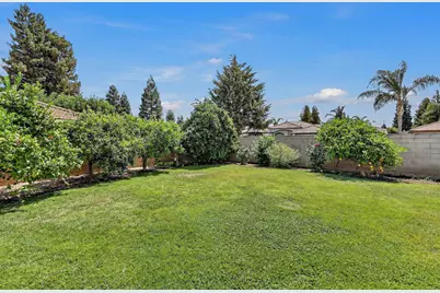 3077 Express, Madera, CA 93637 - Photo 45