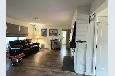 409 Severin Avenue, Modesto, CA 95354 - Photo 5