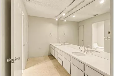 800 Elmhurst Circle, Sacramento, CA 95825 - Photo 31