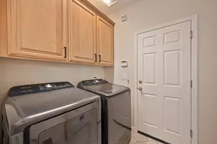 12428 Pawcatuck Way, Rancho Cordova, CA 95742 - Photo 17