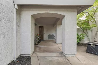 2810 Isle Street, Rocklin, CA 95765 - Photo 3