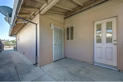8975 Lanier Way, Sacramento, CA 95826 - Photo 29