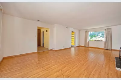8975 Lanier Way, Sacramento, CA 95826 - Photo 11