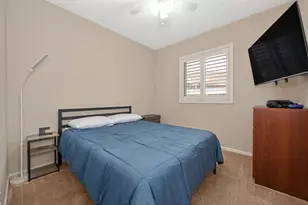 9281 Spilsby Ct, Sacramento, CA 95829 - Photo 17