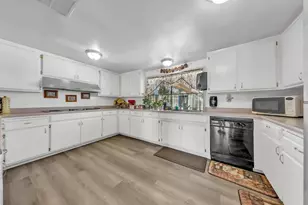 Azimuth Ln, Sacramento, CA 95842 - Photo 37
