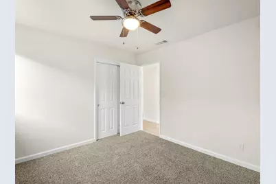 4359 W Cardiff Avenue, Fresno, CA 93722 - Photo 15