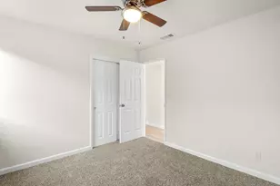 4359 W Cardiff Ave, Fresno, CA 93722 - Photo 15