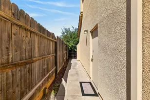 5325 Dunlay Dr, Sacramento, CA 95835 - Photo 51