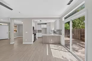 5325 Dunlay Dr, Sacramento, CA 95835 - Photo 15