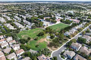 5325 Dunlay Dr, Sacramento, CA 95835 - Photo 65