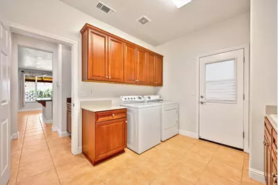2184 Mt Errigal Ln, Lincoln, CA 95648 - Photo 17