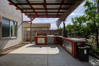9666 Cabernet Court, Patterson, CA 95363 - Photo 3