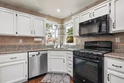 4830 Rayneal Way, Antelope, CA 95843 - Photo 23